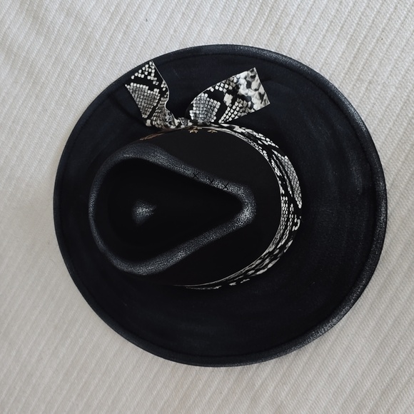 Distressed Wide Brim Fedora - Picture 4 of 7